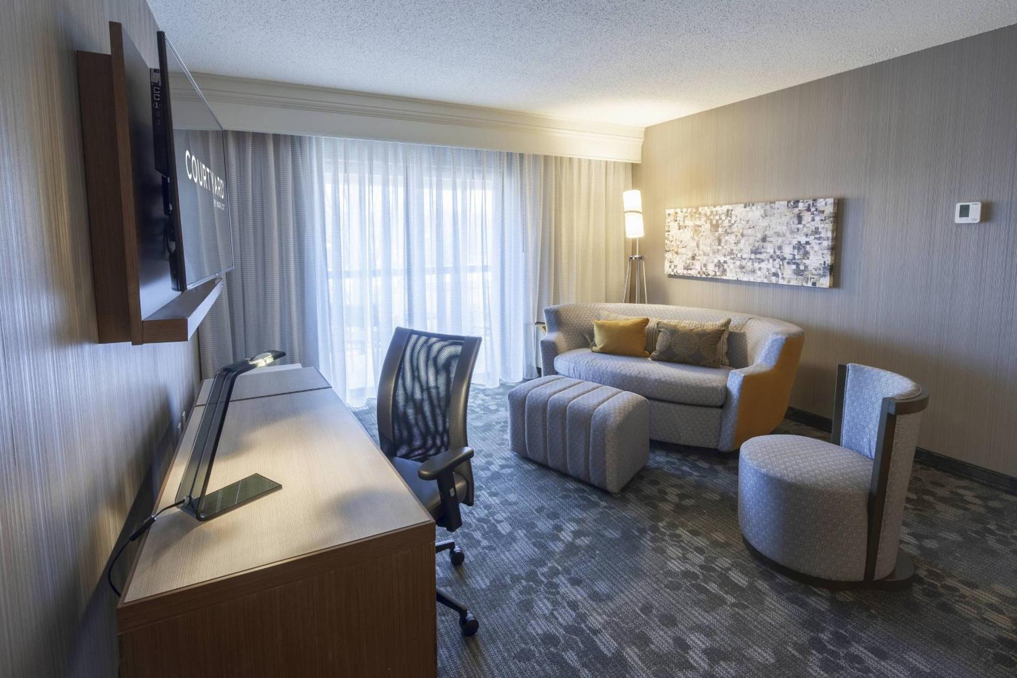 Hotel Courtyard By Marriott Cleveland Willoughby Exteriér fotografie