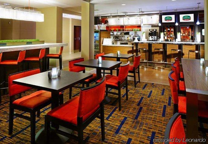 Hotel Courtyard By Marriott Cleveland Willoughby Restaurace fotografie