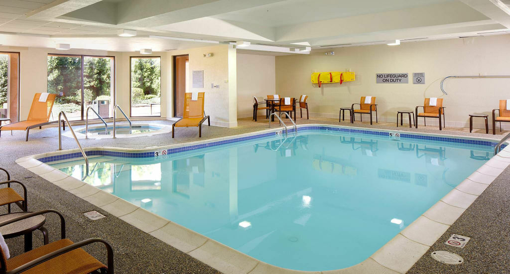 Hotel Courtyard By Marriott Cleveland Willoughby Zařízení fotografie